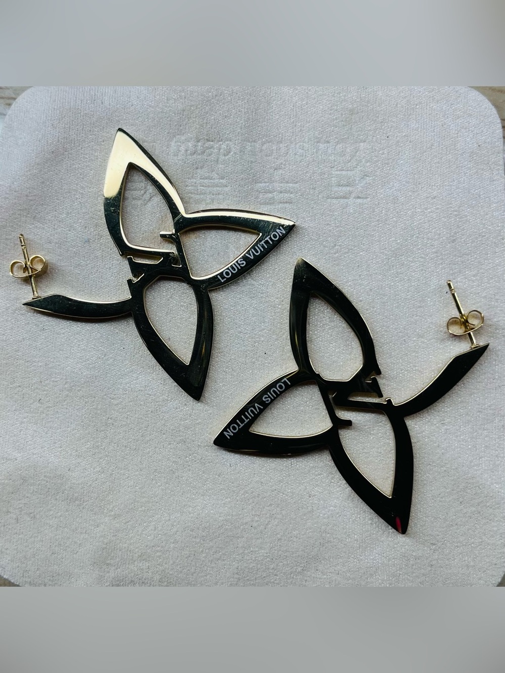 Louis Vuitton Black and Gold Monogram Openwork Flower Earrings